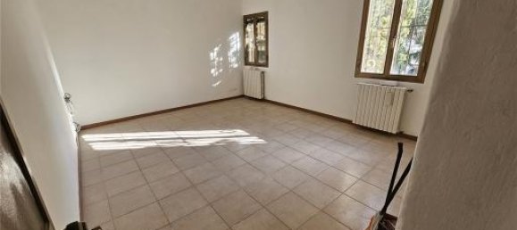 Casa de 8 habitaciónes en Florence, Italy No. 32908 5