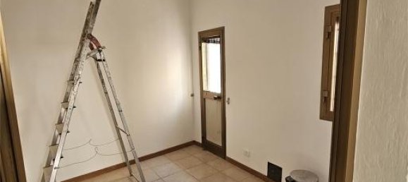 Casa de 8 habitaciónes en Florence, Italy No. 32908 10