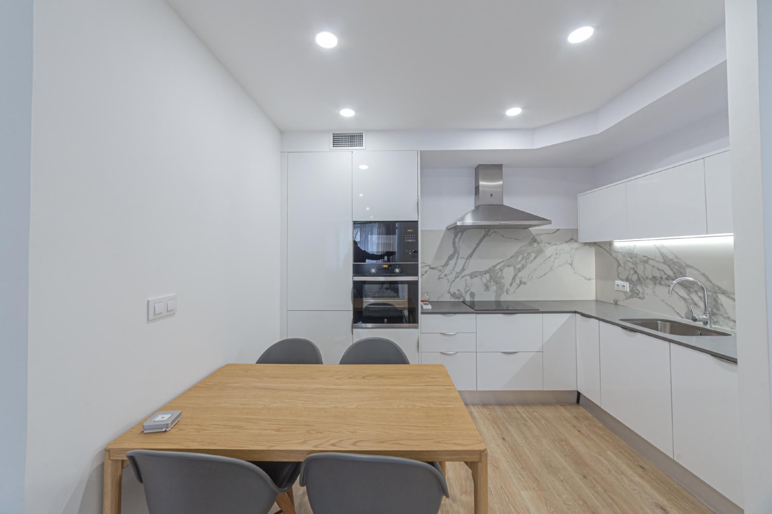 Apartamento T2 em Sants-Montjuic, Spain N.º 77411