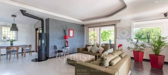 7 bedrooms Villa in Campagnano di Roma, Italy No. 371805 2