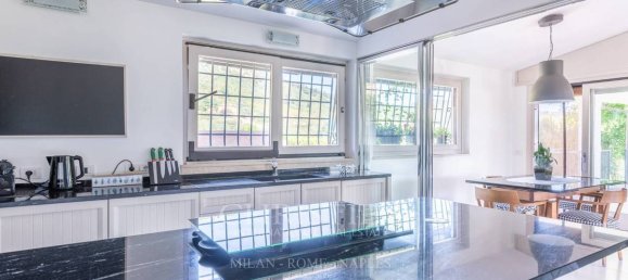 7 bedrooms Villa in Campagnano di Roma, Italy No. 371805 9