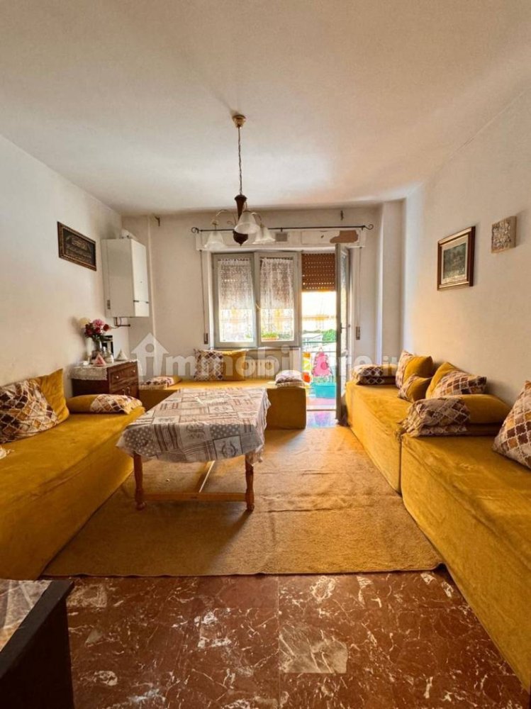 Apartamento de 3 dormitorios en San Severino Marche, Italy No. 81219