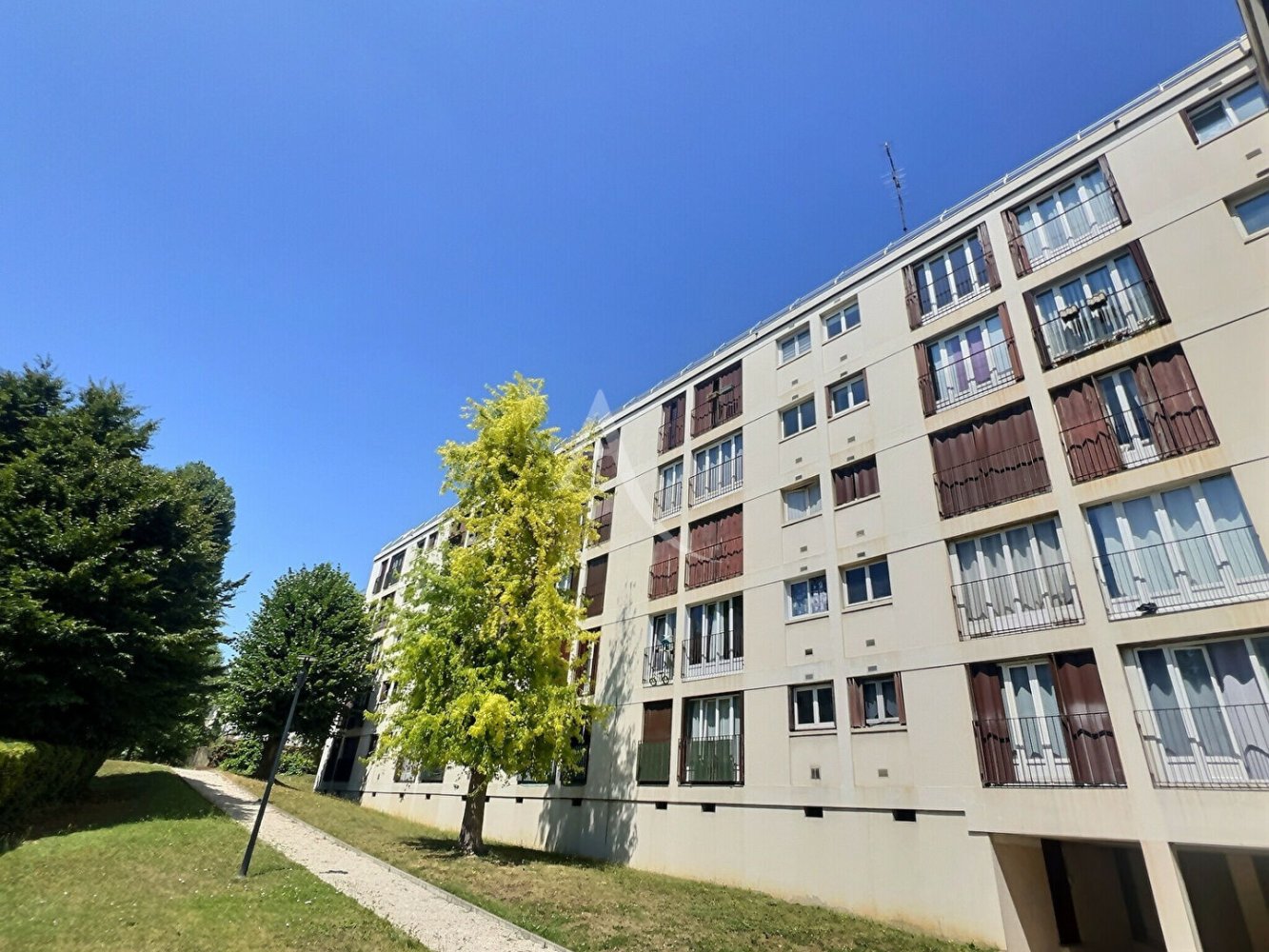 2 bedrooms Apartment in Thiais, France No. 320096