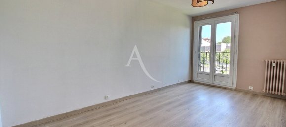 2 bedrooms Apartment in Thiais, France No. 320096 8