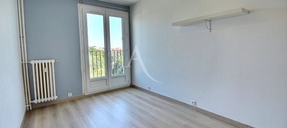 2 bedrooms Apartment in Thiais, France No. 320096 7