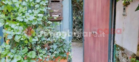 2 bedrooms Apartment in Naples, Italy No. 98075 35