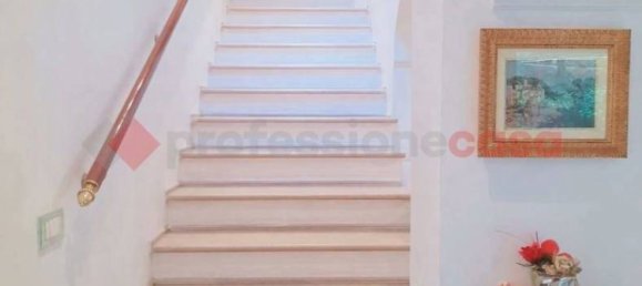 2 bedrooms Apartment in Naples, Italy No. 98075 11