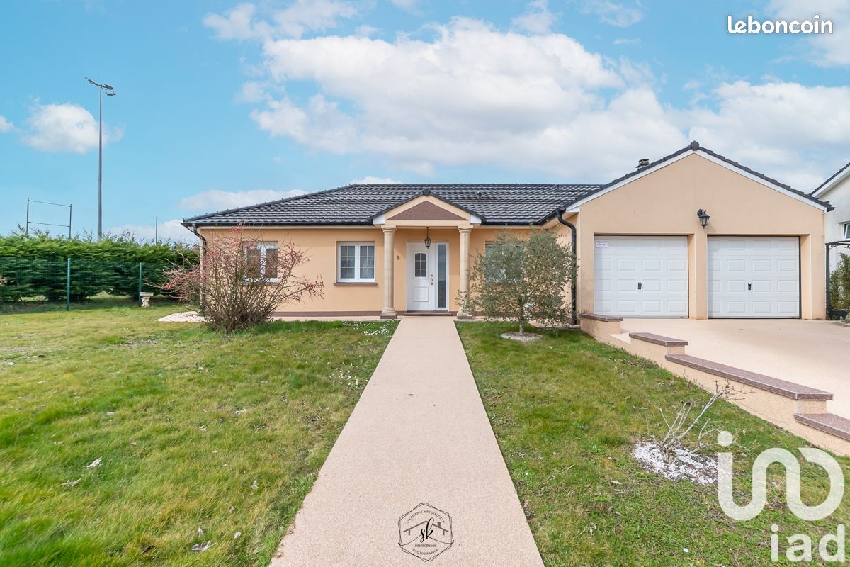 Вилла с 3 спальнями в Витри-сюр-Орн, Франция № 234385