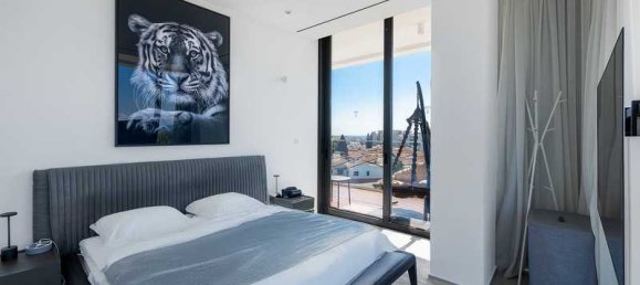 3 bedrooms Penthouse in Paphos, Cyprus No. 15531 4