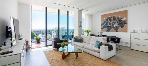 3 bedrooms Penthouse in Paphos, Cyprus No. 15531 16