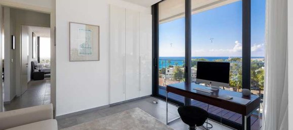3 bedrooms Penthouse in Paphos, Cyprus No. 15531 7