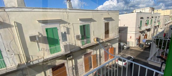 Apartamento de 3 habitaciónes en Molfetta, Italy No. 21675 21