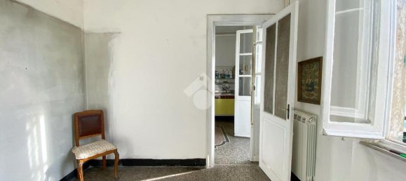 2 Schlafzimmer Wohnung in Savona, Italy, Nr. 36556 23