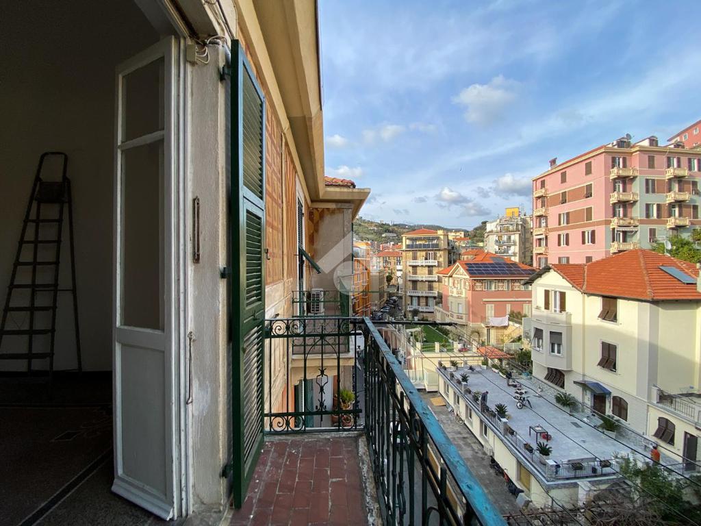 2 Schlafzimmer Wohnung in Savona, Italy, Nr. 36556