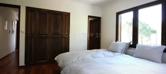 5 bedrooms Villa in Moniatis, Cyprus No. 4438 8