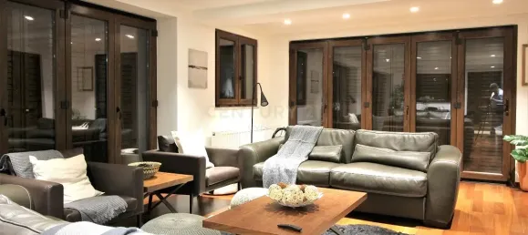 5 bedrooms Villa in Moniatis, Cyprus No. 4438 13