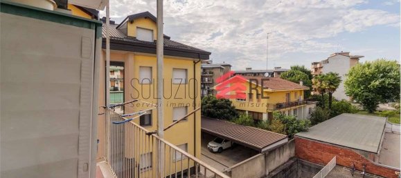 2 bedrooms Apartment in Novara, Italy No. 261423 18