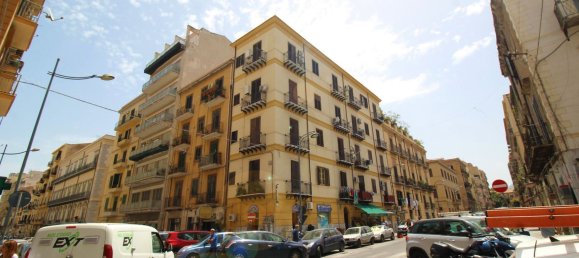 Gewerbliche Immobilie in Palermo, Italy 160m², Nr. 120694 17