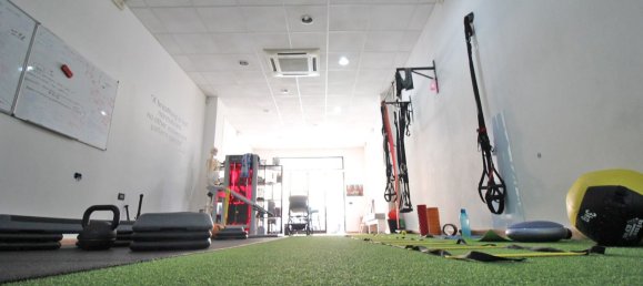 Gewerbliche Immobilie in Palermo, Italy 160m², Nr. 120694 16