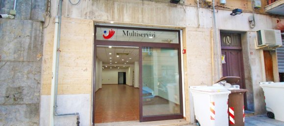 Gewerbliche Immobilie in Palermo, Italy 160m², Nr. 120694 31