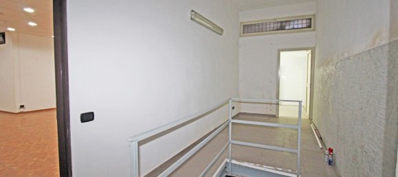 Gewerbliche Immobilie in Palermo, Italy 160m², Nr. 120694 44