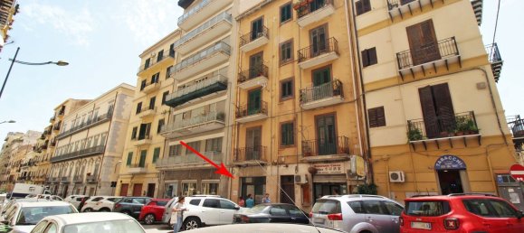 Gewerbliche Immobilie in Palermo, Italy 160m², Nr. 120694 29