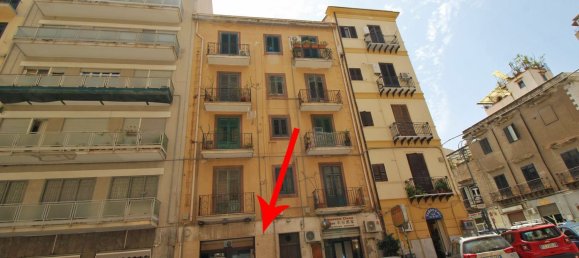 Gewerbliche Immobilie in Palermo, Italy 160m², Nr. 120694 28