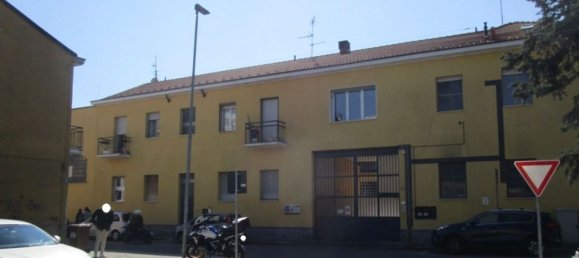 2-salle Appartement à Rozzano, Italy No. 16569 7