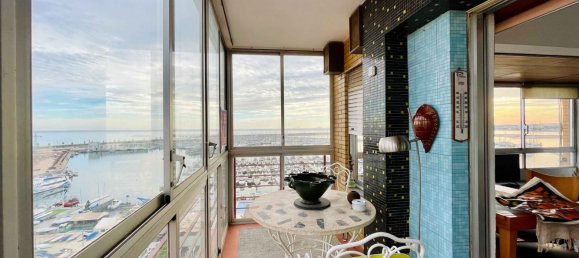 4 Schlafzimmer Wohnung in Torrevieja, Spain, Nr. 10552 6