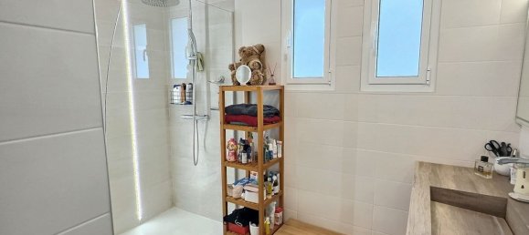 Дом с 5 спальнями в Дивон-ле-Бен, Франция № 203552 3