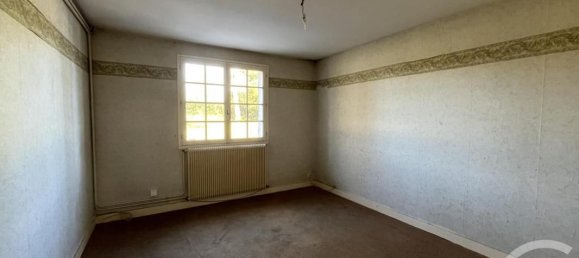 5 bedrooms House in Lisieux, France No. 356027 4