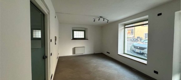 100m² Commercial property in Pomarolo, Italy No. 64454 6