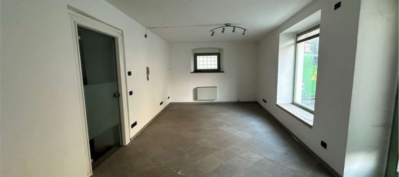 100m² Commercial property in Pomarolo, Italy No. 64454 4