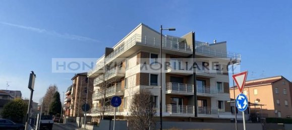 5 rooms Penthouse in Fidenza, Italy No. 118777 27