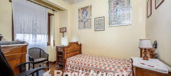 3 bedrooms Apartment in Rome, Italy No. 320141 9
