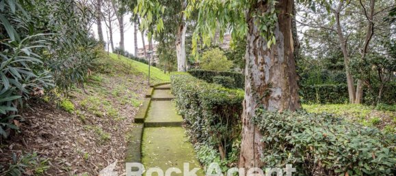 3 bedrooms Apartment in Rome, Italy No. 320141 23