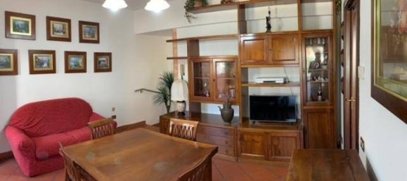 1 bedroom Apartment in Fucecchio, Italy No. 39153 4