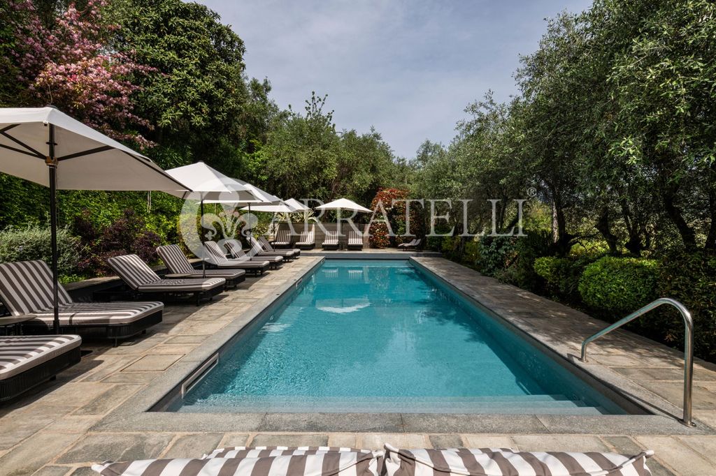 12 bedrooms Hotel in Camaiore, Italy No. 116830