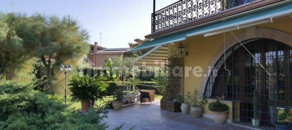 3 bedrooms Villa in Ardea, Italy No. 213624 7