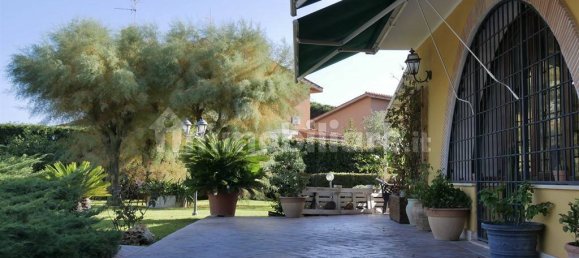 3 bedrooms Villa in Ardea, Italy No. 213624 5