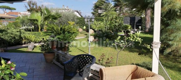 3 bedrooms Villa in Ardea, Italy No. 213624 9