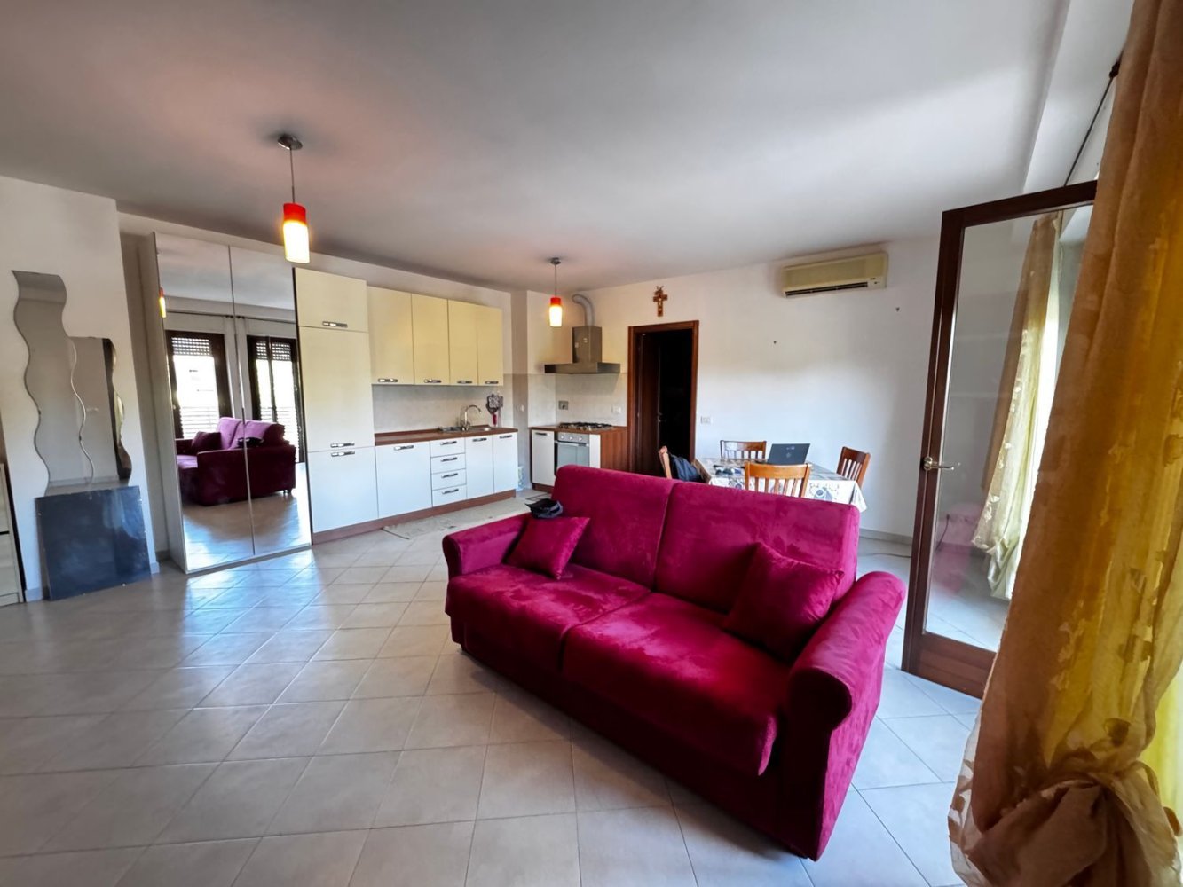 2غرفة شقة في Monterotondo, Italy رقم 263226