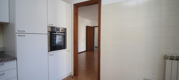 Квартира с 3 комнатами в Комо, Италия № 13703 6