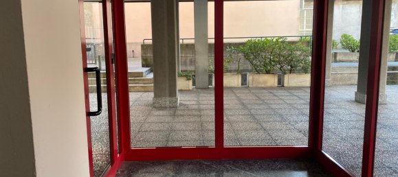 Квартира с 3 комнатами в Комо, Италия № 13703 3