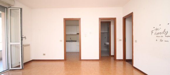 Квартира с 3 комнатами в Комо, Италия № 13703 4