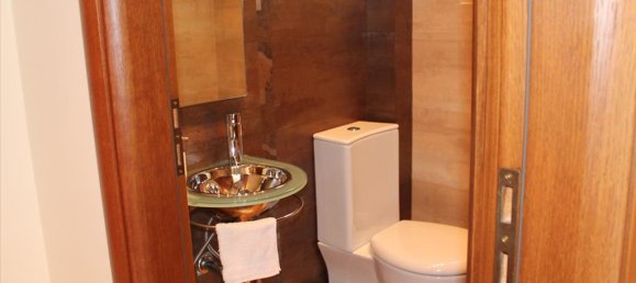 5 bedrooms Villa in Glyfada, Greece No. 7909 15