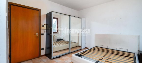 4-salle Appartement à Montecchio Emilia, Italy No. 129332 5
