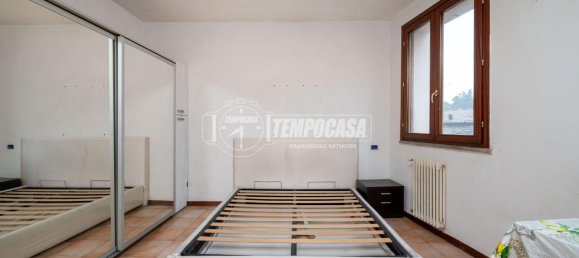 4-salle Appartement à Montecchio Emilia, Italy No. 129332 4