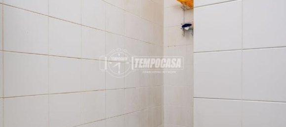 4-salle Appartement à Montecchio Emilia, Italy No. 129332 9