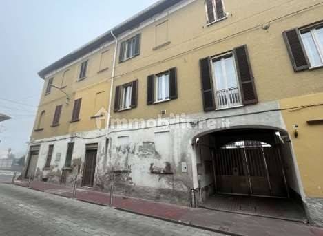 2 bedrooms Apartment in Sedriano, Italy No. 13042